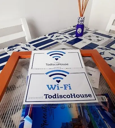 Todisco Holiday House