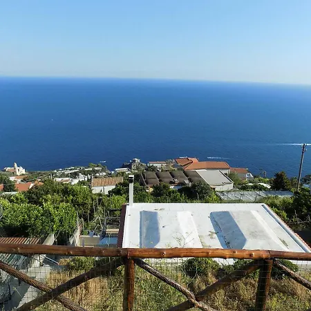Todisco Holiday House